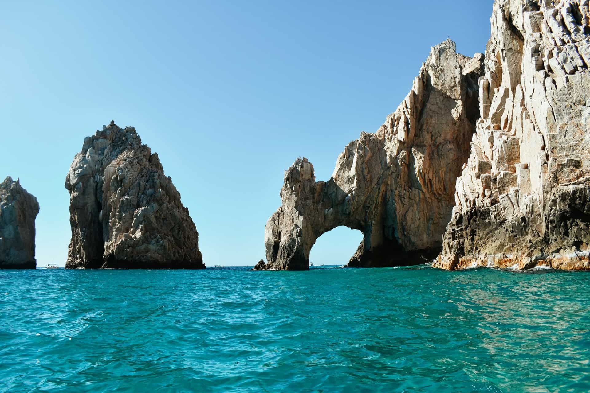Five Ways To Experience The Iconic Arch of Cabo